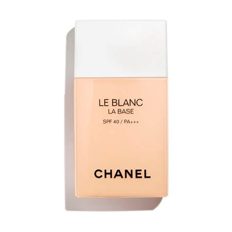 chanel la base le blanc|chanel le blanc foam.